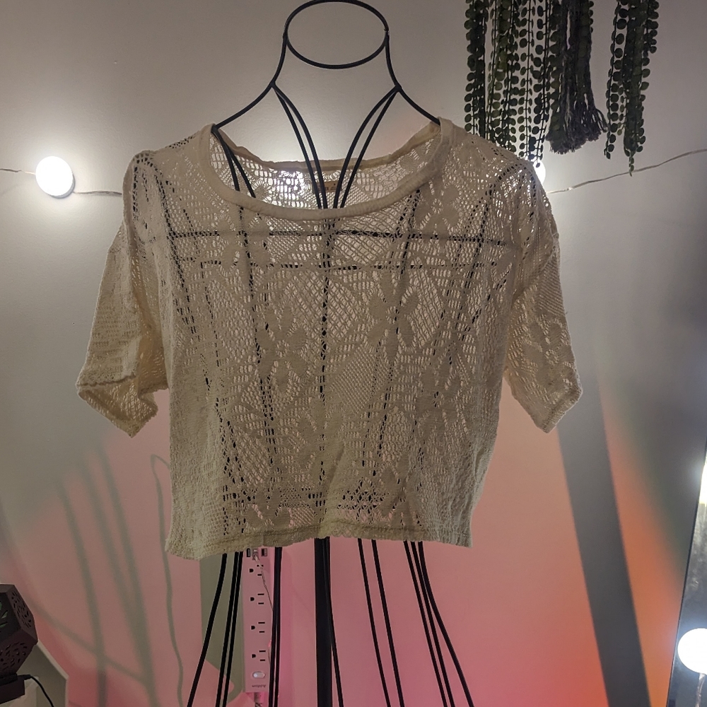 Hollister cropped sheer lace cropped top